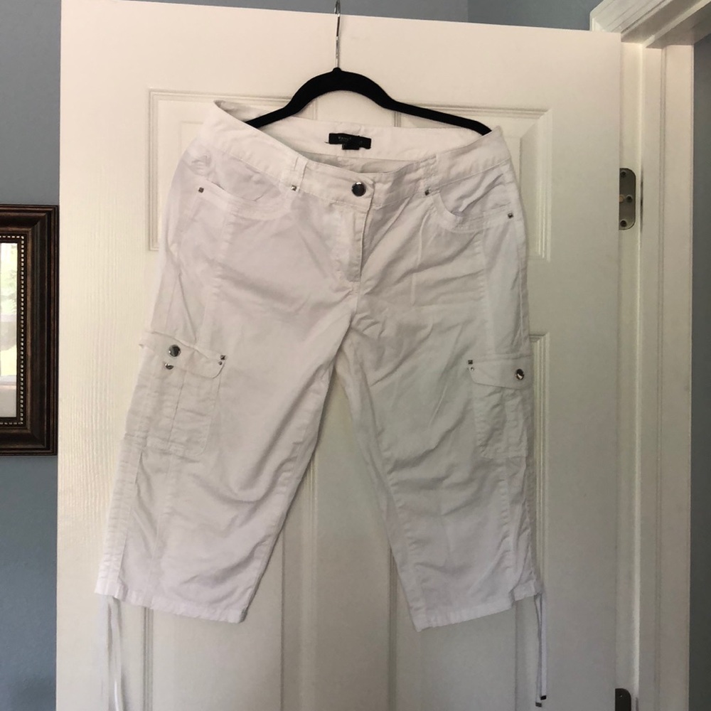 WHBM capris